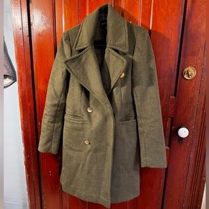 Super Cozy Stradivarius Trench Coat - Sz. S in Olive Green